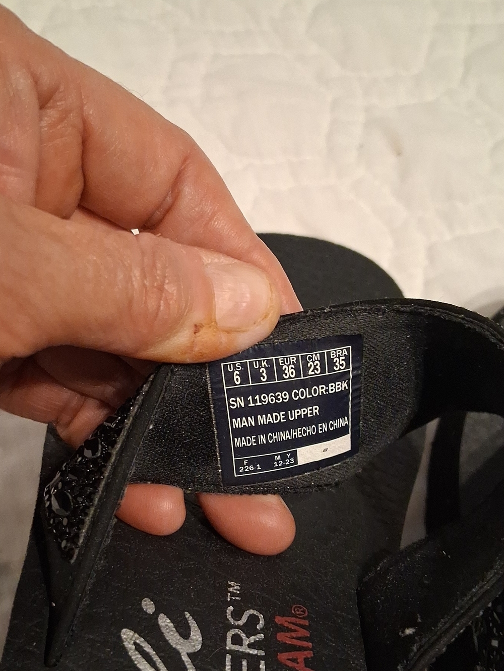Skechers Cali Black Yoga Foam Flip Flops Beaded Sandals - Picture 3 of 10